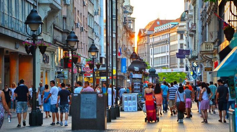 Na Dan Beograda 1987. Knez Mihailova otvorena kao pešačka zona