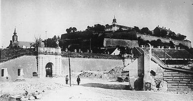 18. oktobra 1692. godine položen je kamen temeljac Petrovaradinske tvrđave